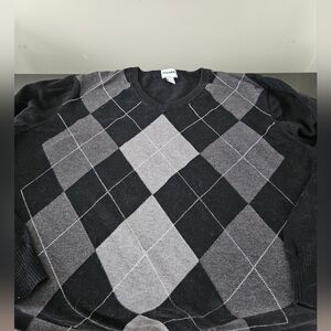 Mens Xl Old Navy Black and Gray Argyle Sweater